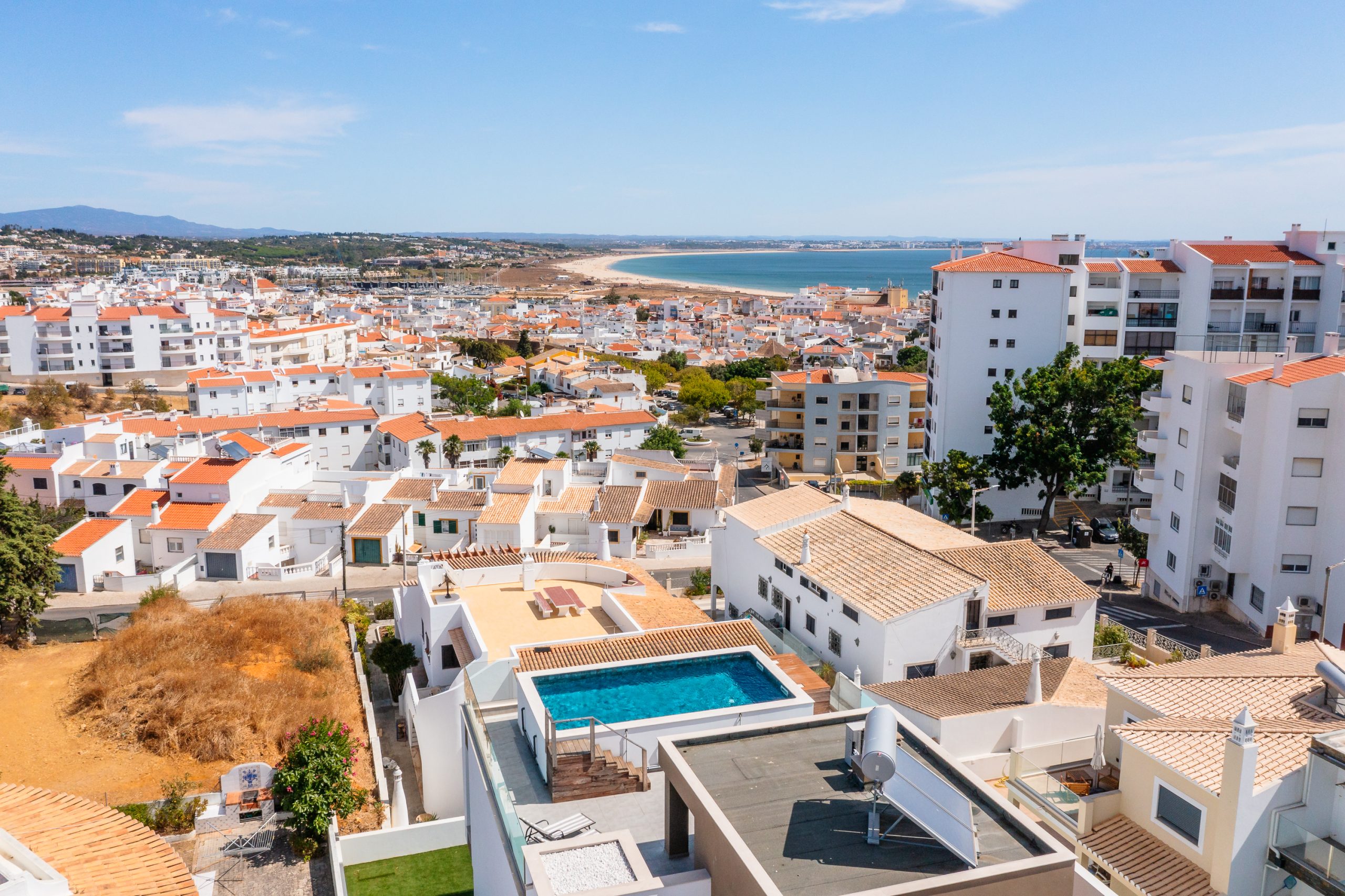 Multi-occupancy housing in the Algarve