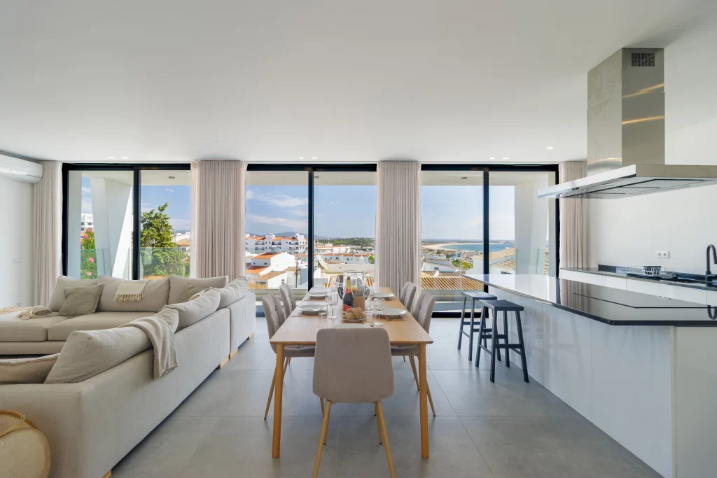 Property to Buy in Portugal Algarve