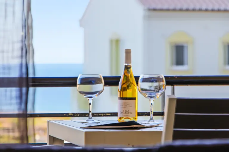 Meia Praia property for sale