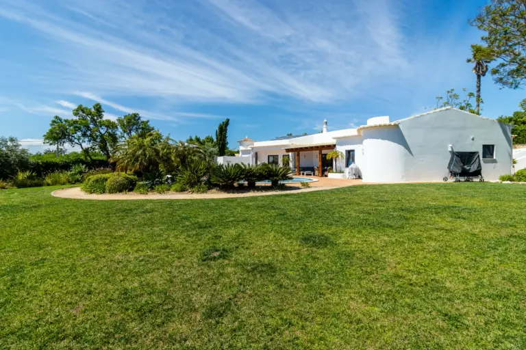 bank-valuation-vs-asking-price-lagos-portugal-2026