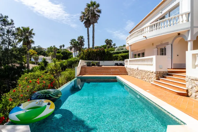 Buyer opening a Portuguese bank account before purchasing property in the Algarve
