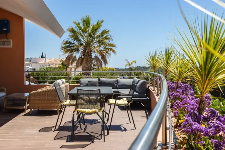 How property size is measured in Portugal for Algarve buyers